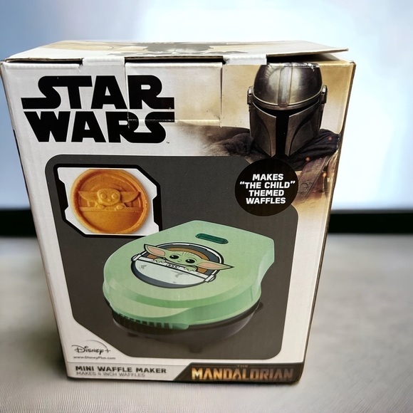 Star Wars Mandalorian Waffle Maker NEW Disney The Child - Picture 1 of 4